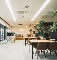 next高井田店